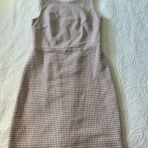 LOFT Textured Sleeveless Dress in Cream Pink Black 0P sheath dress